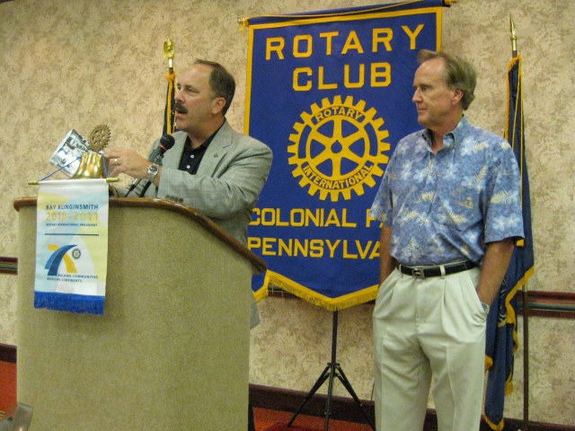 Jeff Hoachlander introduces Marty to the Colonial Park Rotary Club.